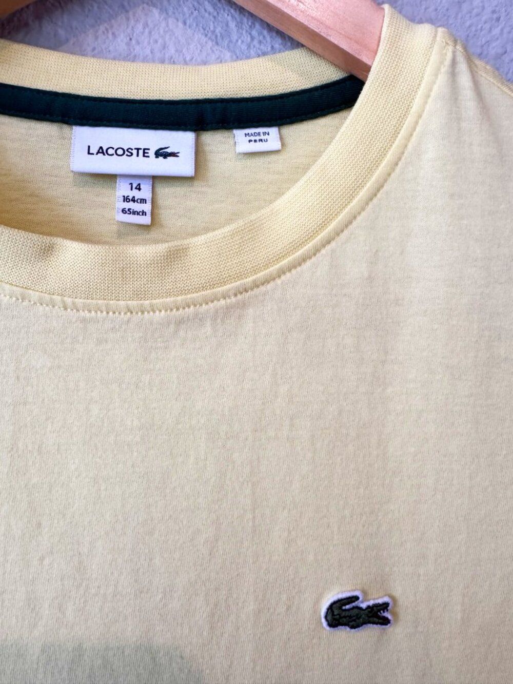 LIKE NEW - Lacoste Boys Yellow T-Shirt - Size 14 - Picture 3 of 4